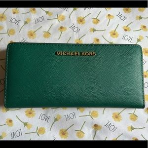2 in 1 Micheal Kors green wallet & card holder